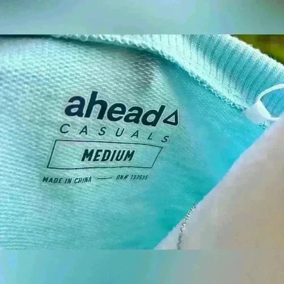 NWT-Ahead Ladies sweater-Size Medium-Light Blue - Picture 7 of 8